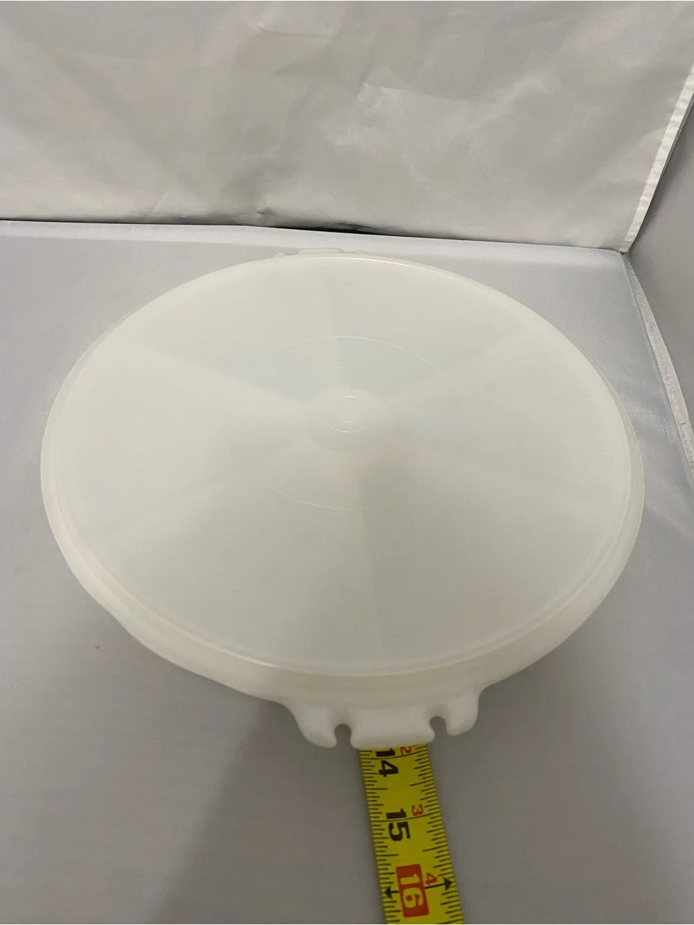 Tupperware Divided White Round Plastic Food Storage with Lid